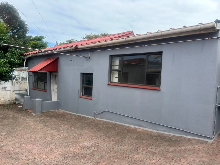 Commercial Property for Sale in Quigney Eastern Cape
